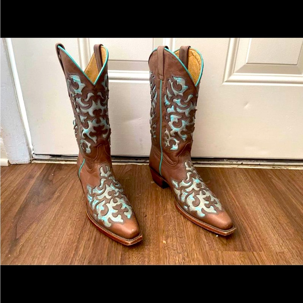 Cute pair of western boots